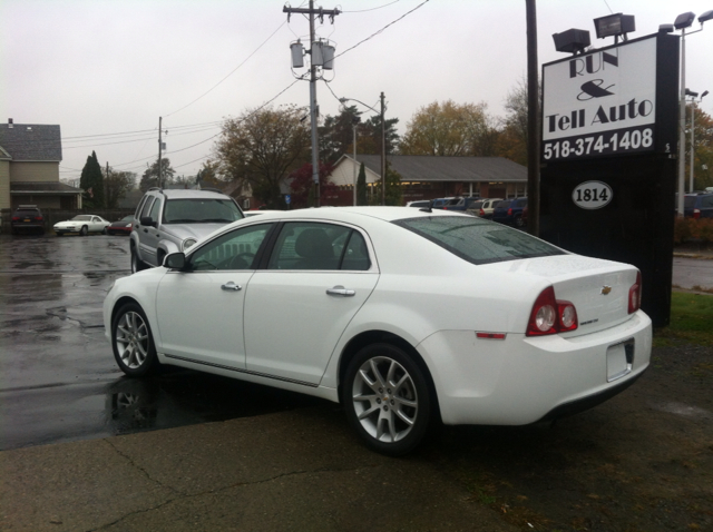 Chevrolet Malibu 2011 photo 3