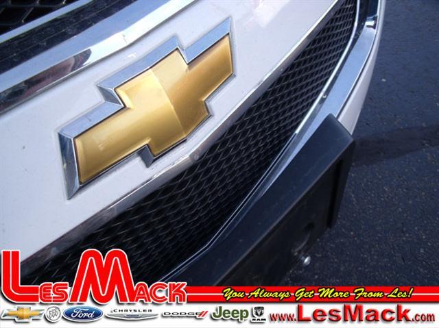 Chevrolet Malibu 2011 photo 2