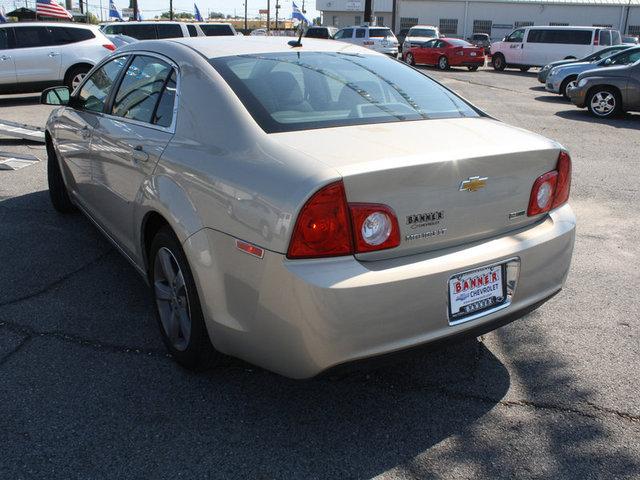 Chevrolet Malibu 2011 photo 4