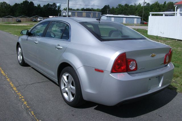 Chevrolet Malibu 2011 photo 3