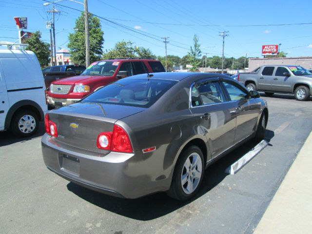 Chevrolet Malibu 2011 photo 1