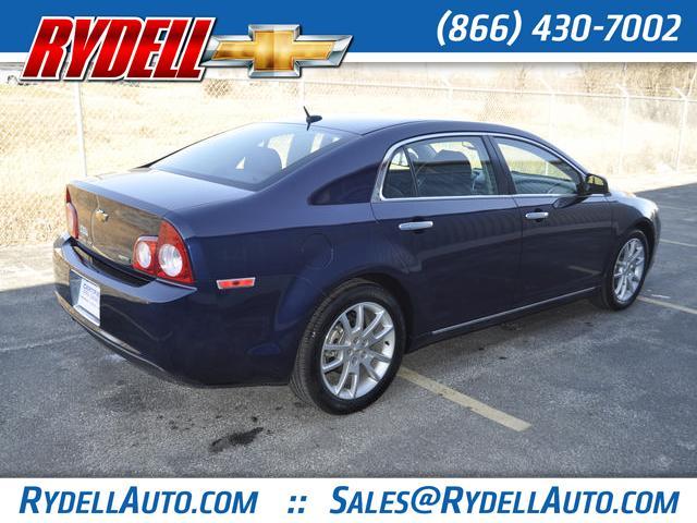Chevrolet Malibu 2011 photo 2
