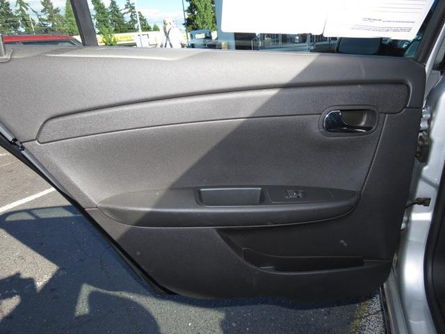 Chevrolet Malibu 2011 photo 6
