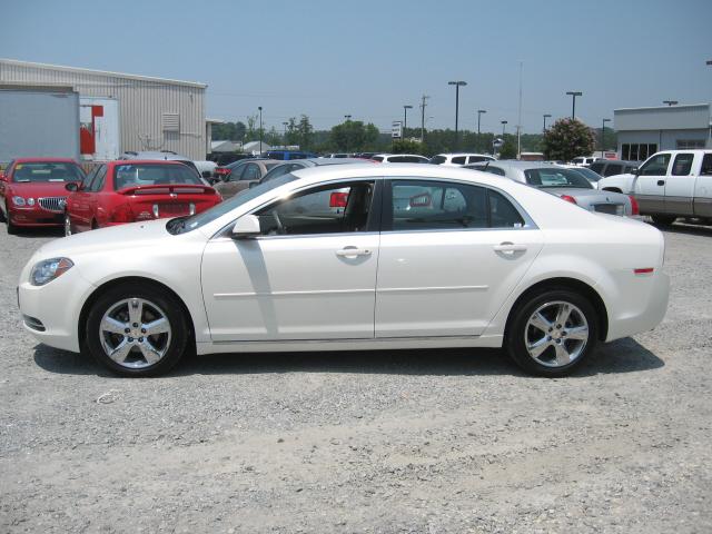 Chevrolet Malibu 2011 photo 1