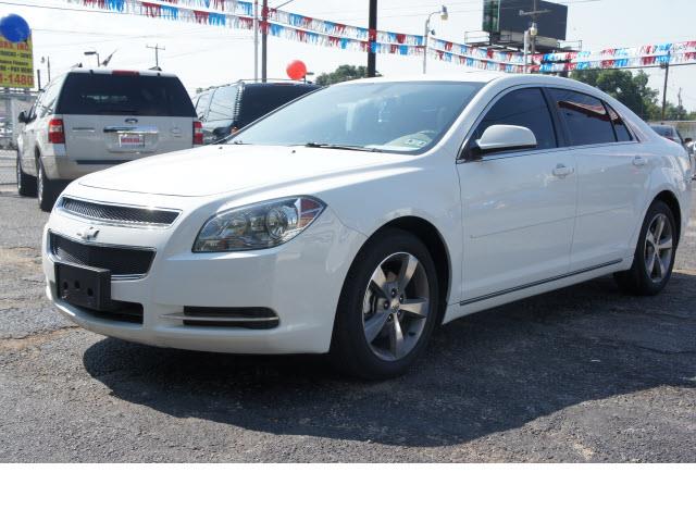 Chevrolet Malibu 2011 photo 1