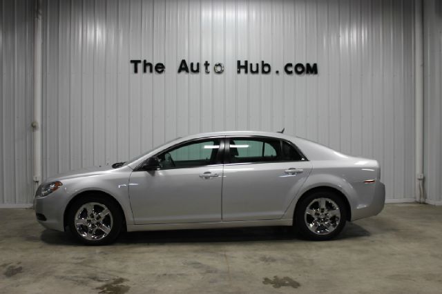 Chevrolet Malibu 2011 photo 3