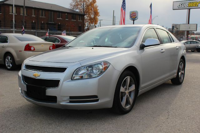 Chevrolet Malibu 2011 photo 3