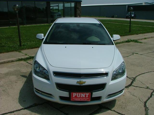 Chevrolet Malibu 2011 photo 1
