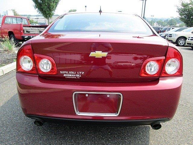 Chevrolet Malibu 2011 photo 3