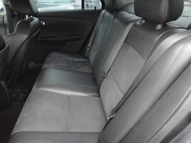 Chevrolet Malibu 2011 photo 4