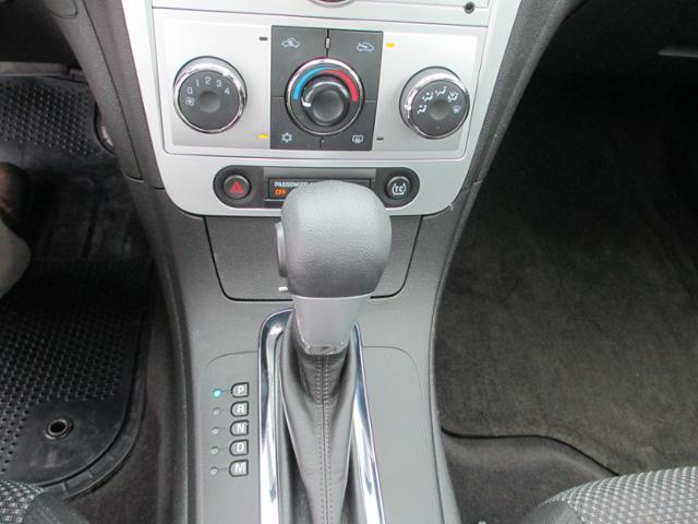 Chevrolet Malibu 2011 photo 12