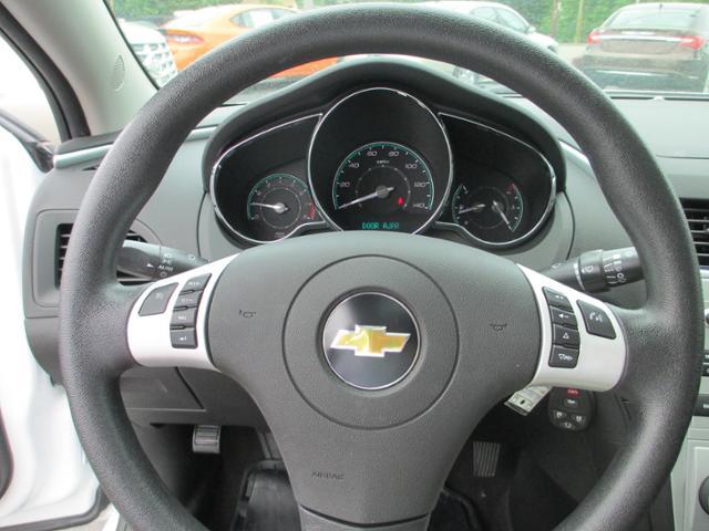 Chevrolet Malibu 2011 photo 14