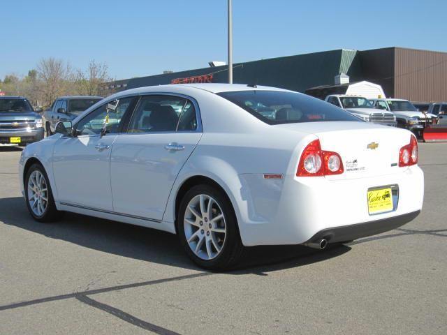 Chevrolet Malibu 2011 photo 1