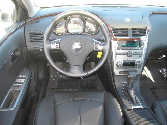 Chevrolet Malibu 2011 photo 5