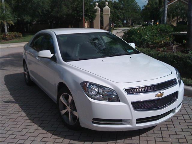 Chevrolet Malibu 2011 photo 1