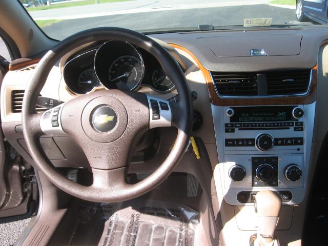 Chevrolet Malibu SL1 Sedan