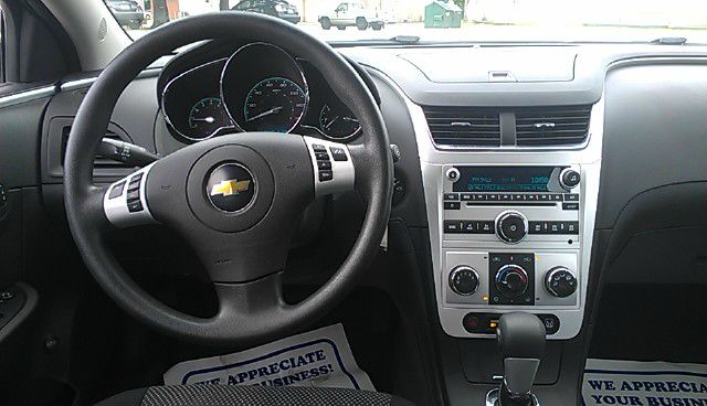 Chevrolet Malibu Supercab XL Sedan