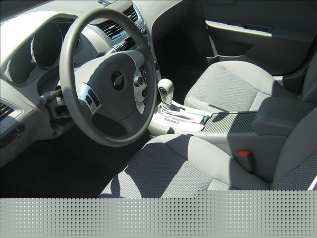 Chevrolet Malibu Supercab XL Sedan