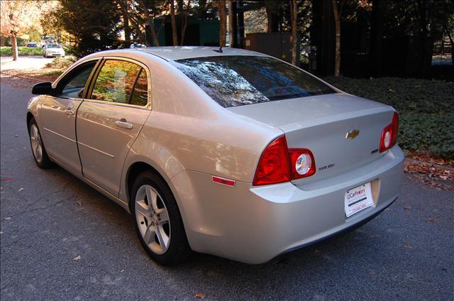 Chevrolet Malibu 2011 photo 3