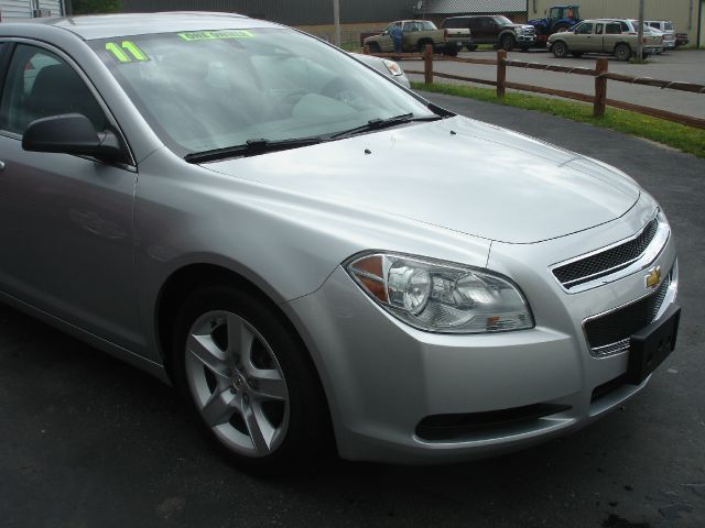 Chevrolet Malibu 2011 photo 4