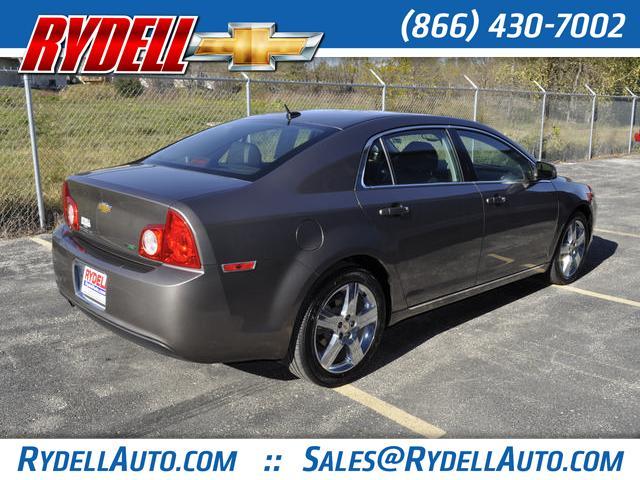 Chevrolet Malibu 2011 photo 2