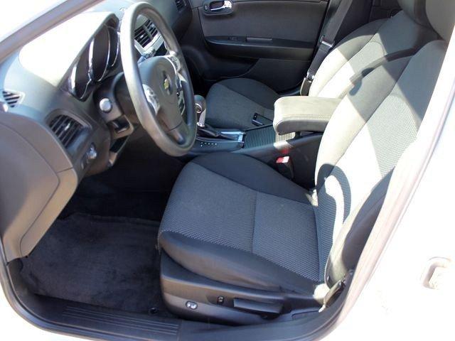 Chevrolet Malibu 2011 photo 1