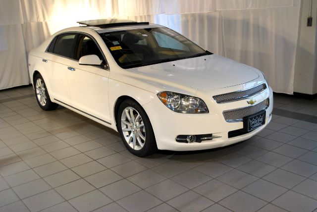Chevrolet Malibu 2011 photo 4