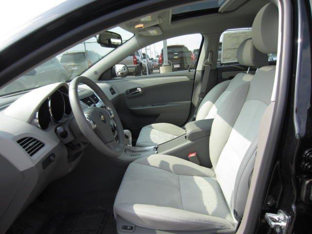Chevrolet Malibu 2012 photo 2