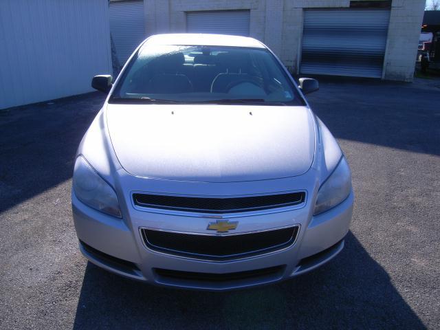 Chevrolet Malibu 2012 photo 2