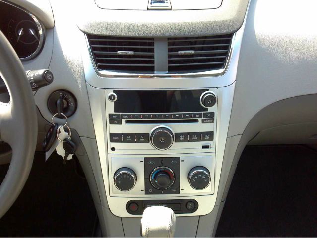 Chevrolet Malibu 2012 photo 8