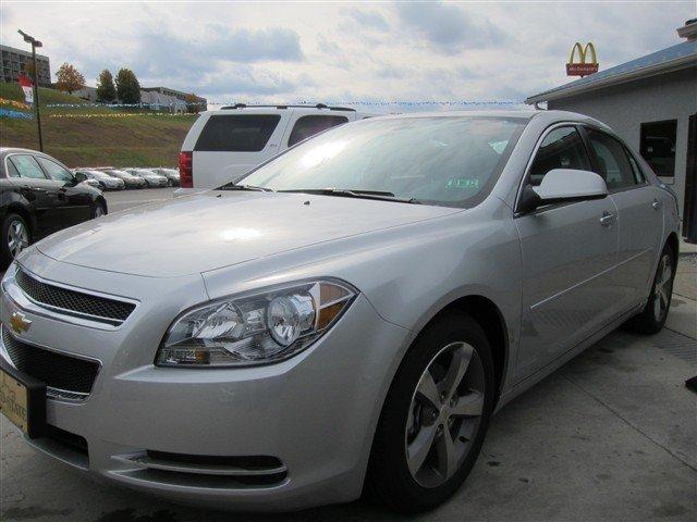 Chevrolet Malibu 2012 photo 2