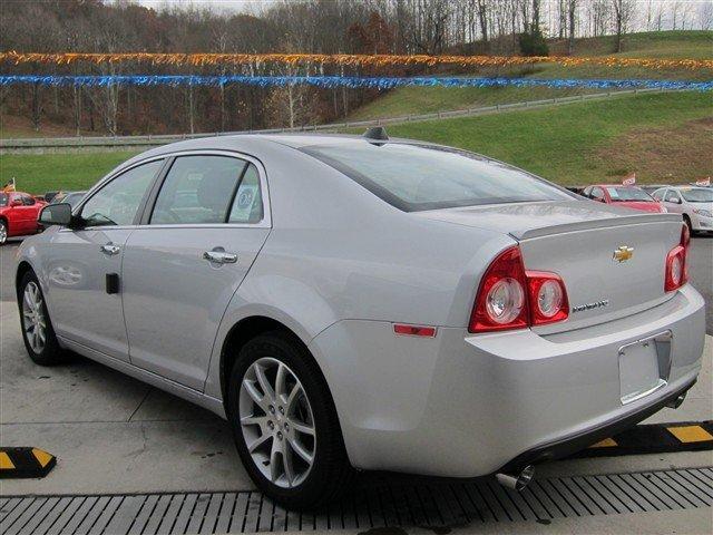 Chevrolet Malibu 2012 photo 2