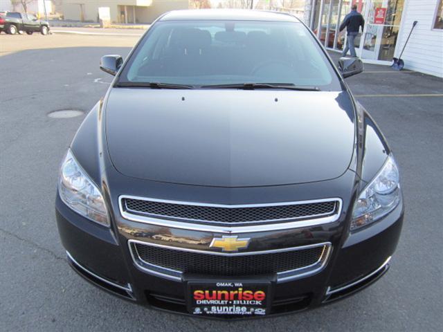 Chevrolet Malibu SEL 2WD Sedan Sedan