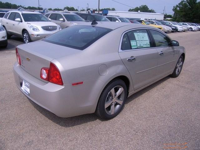 Chevrolet Malibu 2012 photo 3