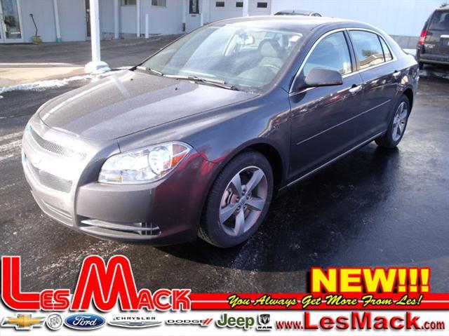Chevrolet Malibu 2012 photo 2