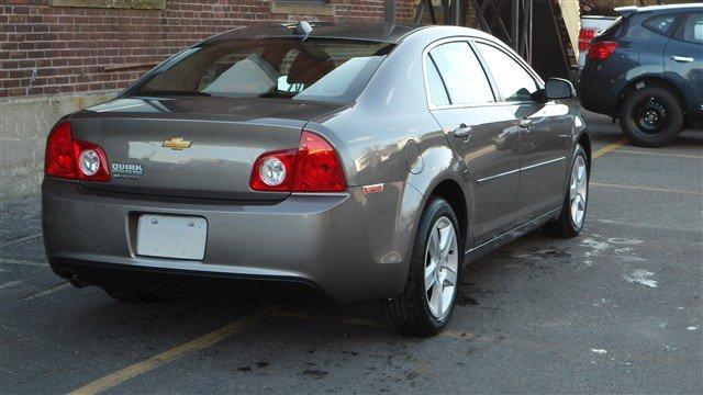 Chevrolet Malibu 2012 photo 2