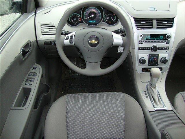 Chevrolet Malibu 2012 photo 3