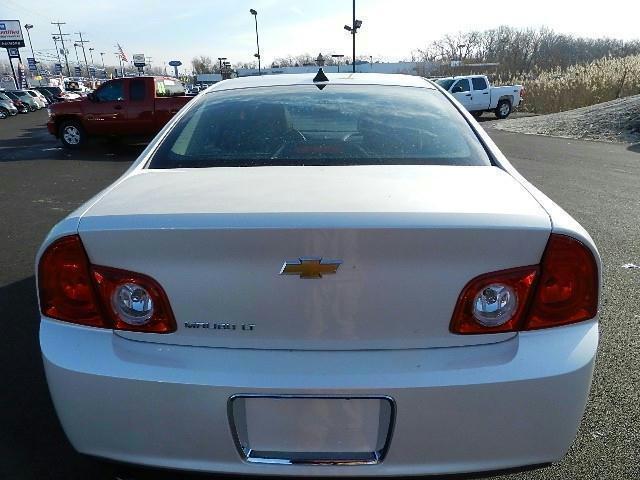 Chevrolet Malibu 2012 photo 4