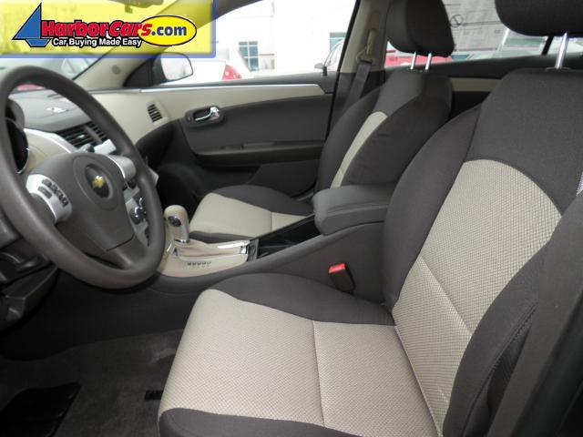 Chevrolet Malibu 2012 photo 2