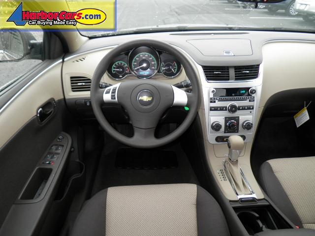 Chevrolet Malibu 2012 photo 3