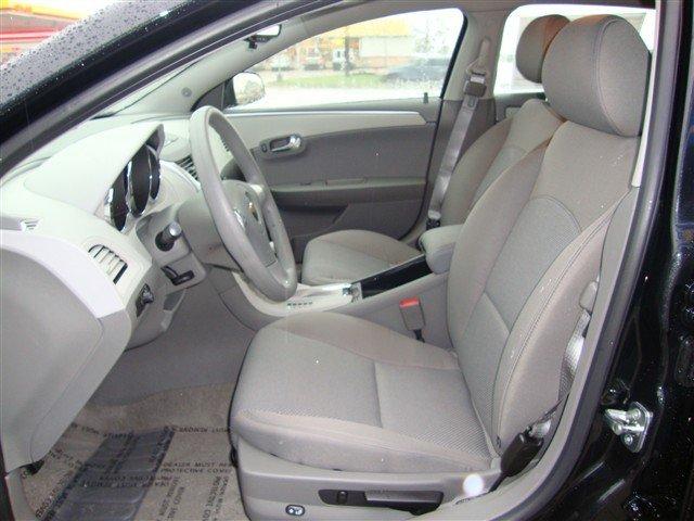 Chevrolet Malibu 2012 photo 2