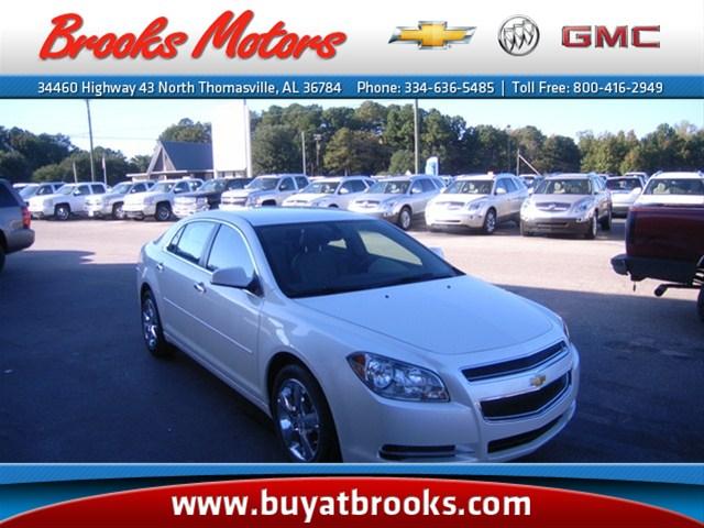 Chevrolet Malibu 4dr AWD SUV Sedan
