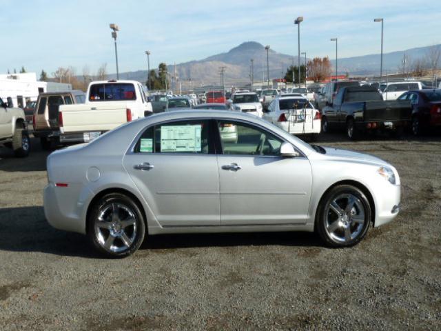 Chevrolet Malibu 2012 photo 1