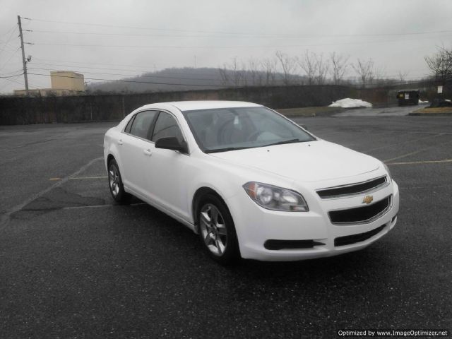 Chevrolet Malibu 2012 photo 2