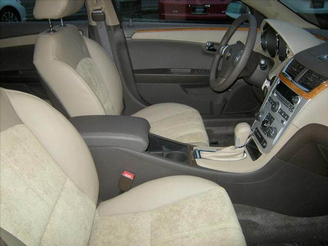Chevrolet Malibu 2012 photo 4