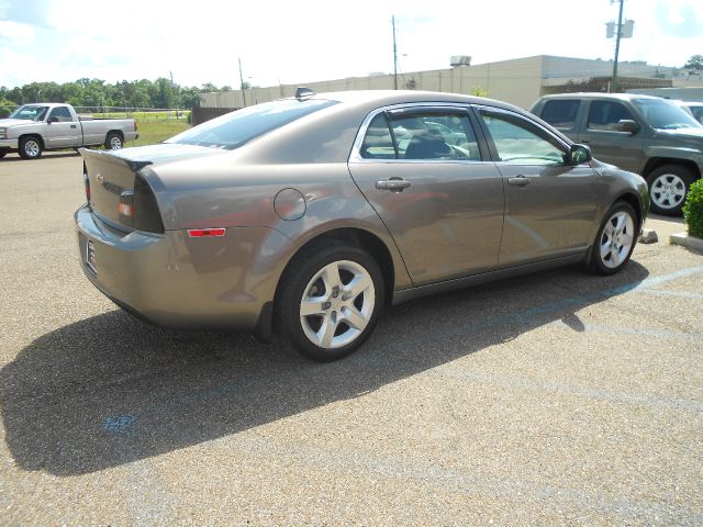 Chevrolet Malibu 2012 photo 2