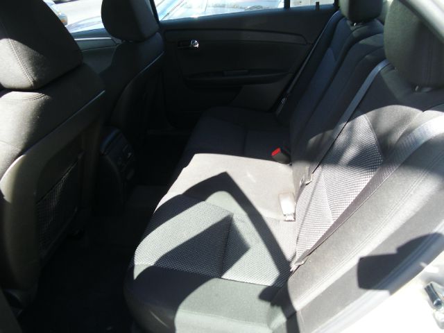 Chevrolet Malibu SL1 Sedan