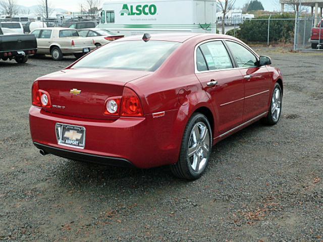 Chevrolet Malibu 2012 photo 3
