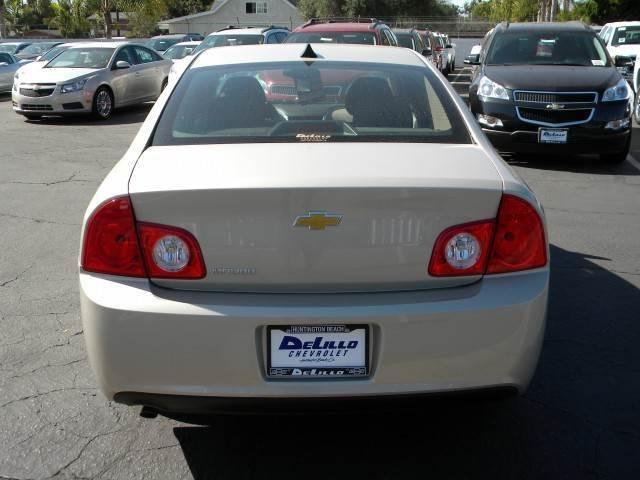 Chevrolet Malibu 2012 photo 3