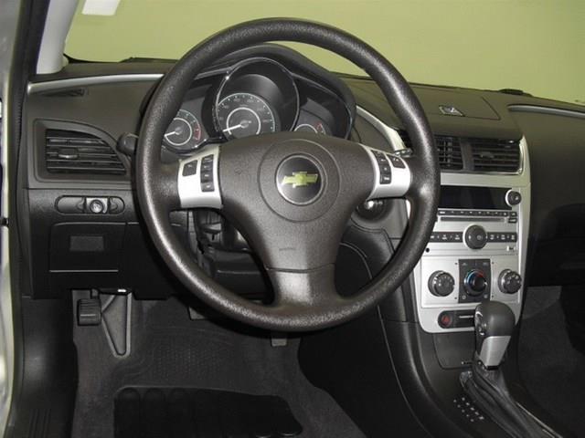Chevrolet Malibu 2012 photo 8